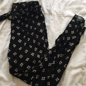 Old navy printed trousers